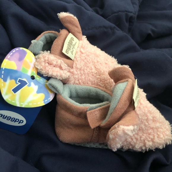 Infant slippers - Picture 4 of 5